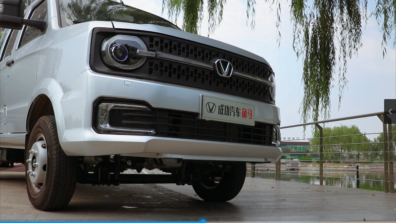 1711692866580008.png 角马大灯实图.png